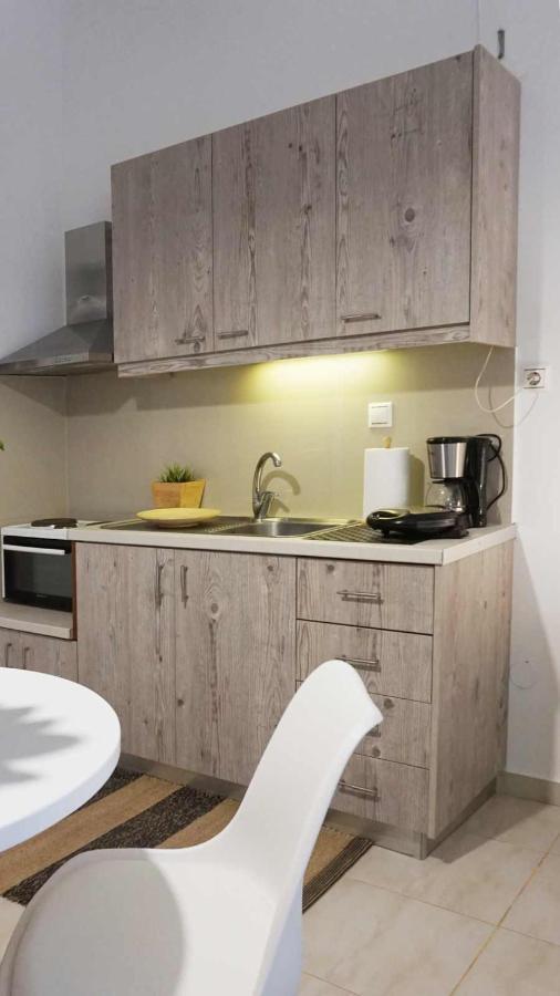 Studio Eleni - Oasis Holiday Houses Kokkinos Pyrgos Eksteriør billede